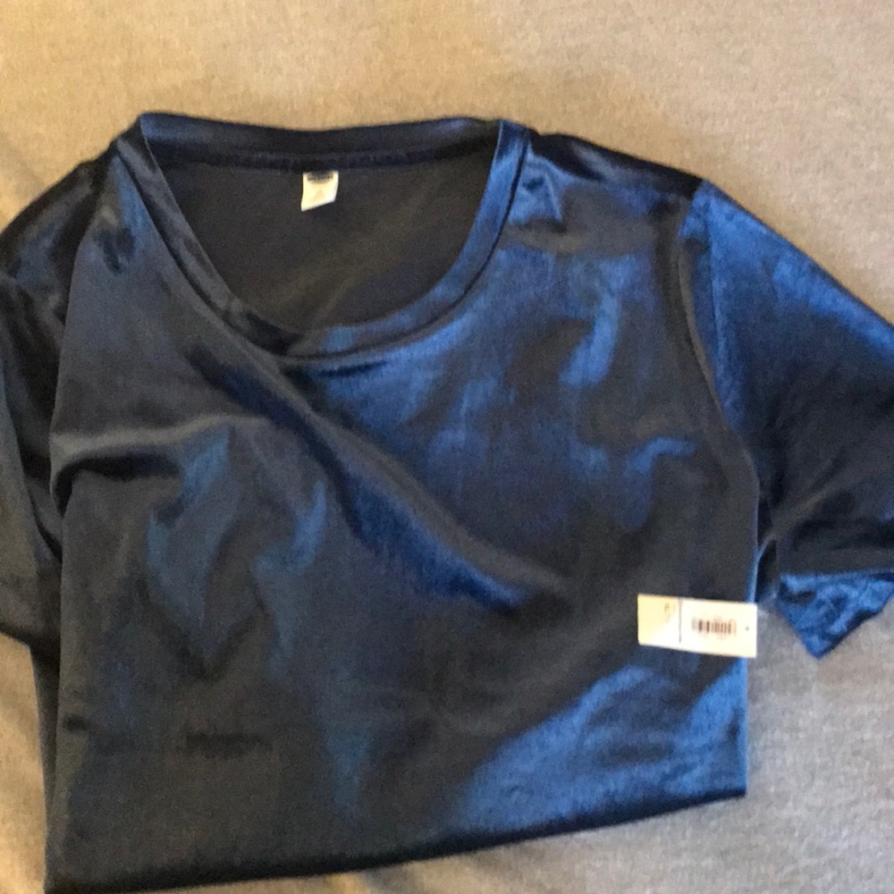 Blue velvet short sleeve t-shirt